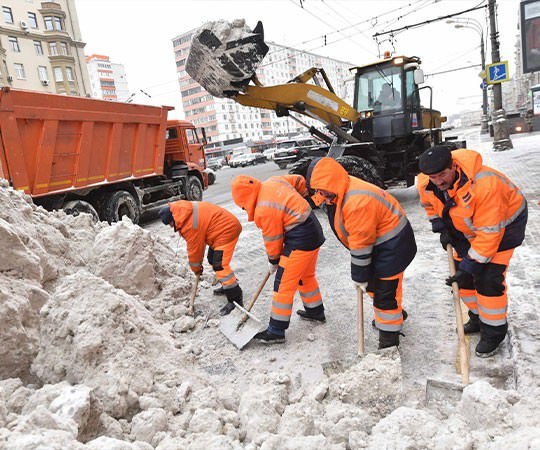 Уборка снега в Железнодорожном и  Московской области