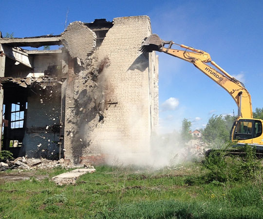 Демонтаж зданий в Железнодорожном и  Московской области